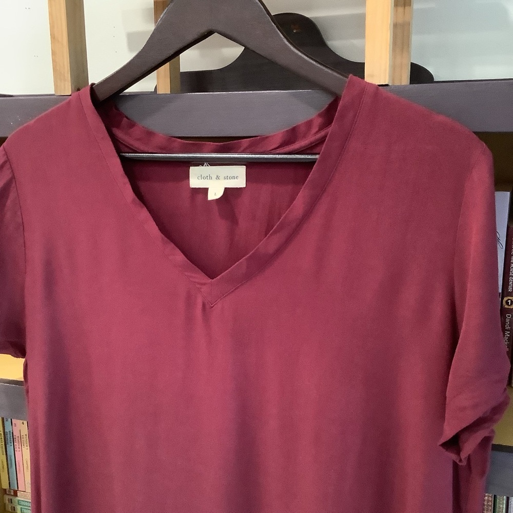 Anthropologie CLOTH & STONE Burgundy V-Neck Short Sleeve Dress Hi-Low Hem Size L - Picture 2 of 10